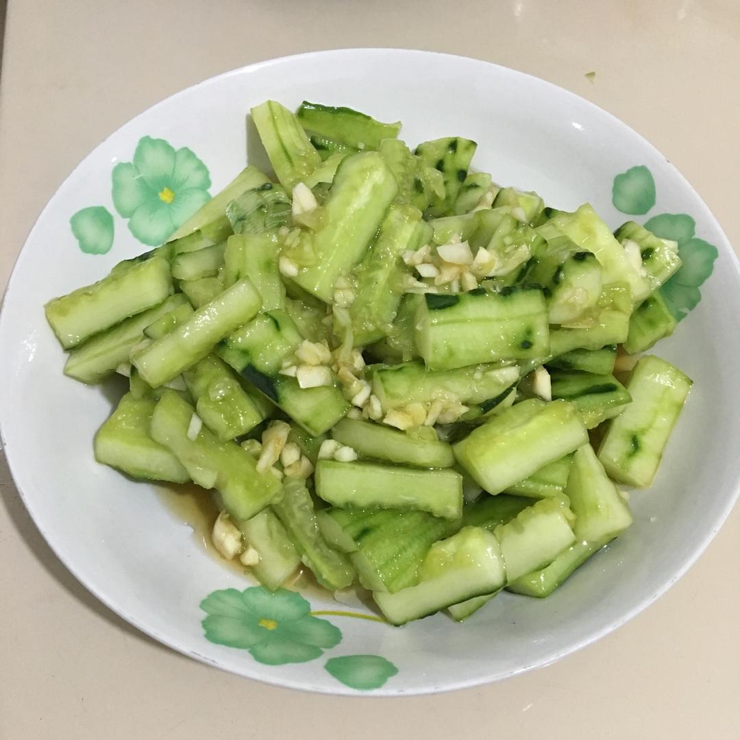 凉拌黄瓜