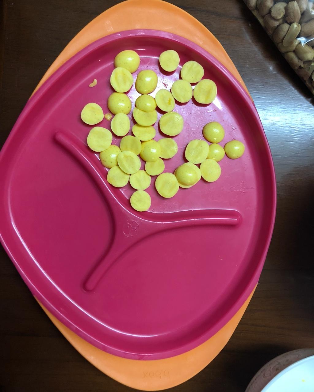 入口即化的无添加蛋黄溶豆