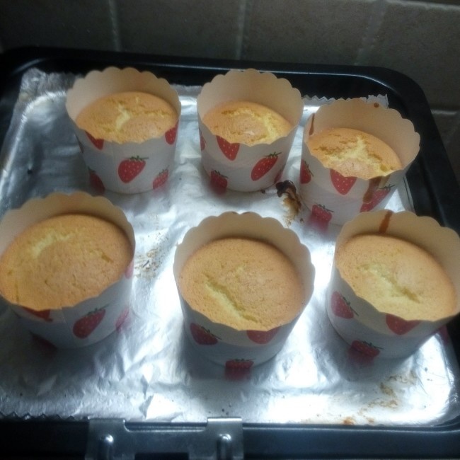 椰蓉棉花纸杯蛋糕