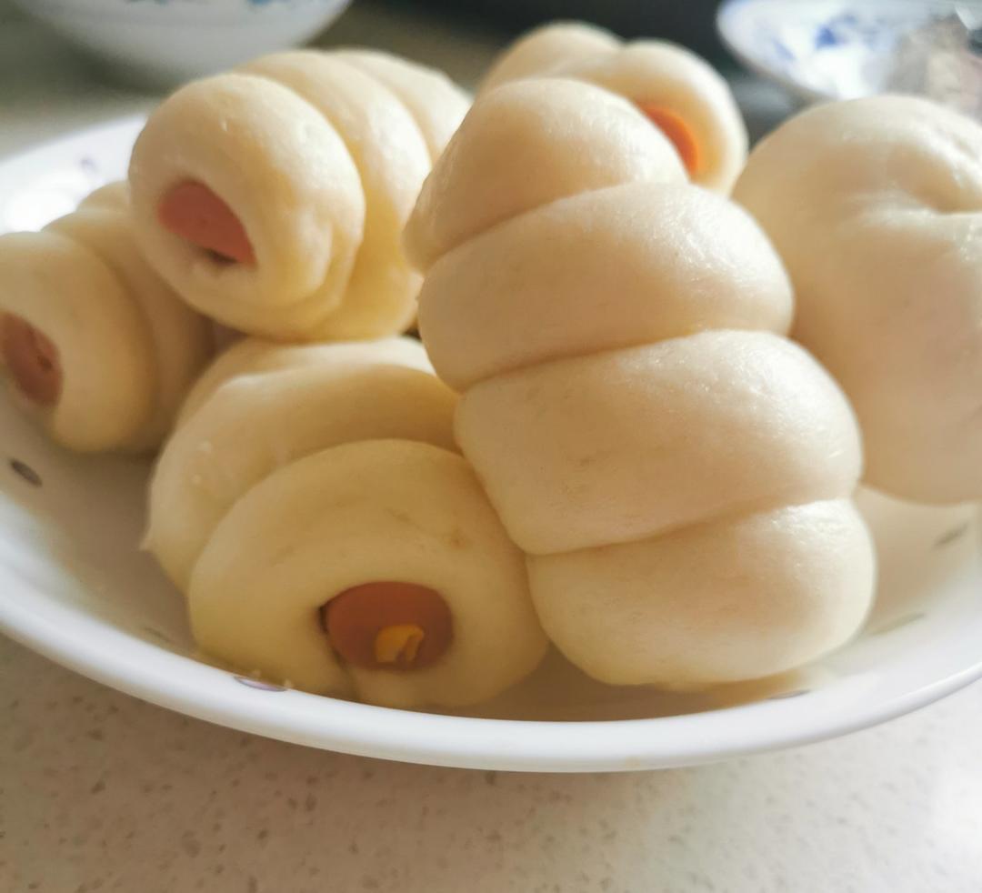 肠仔卷/香肠馒头（来一盘接地气的早餐）