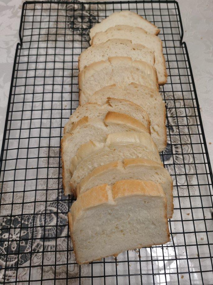 早餐白吐司          （庞多米 Pain de mie）
