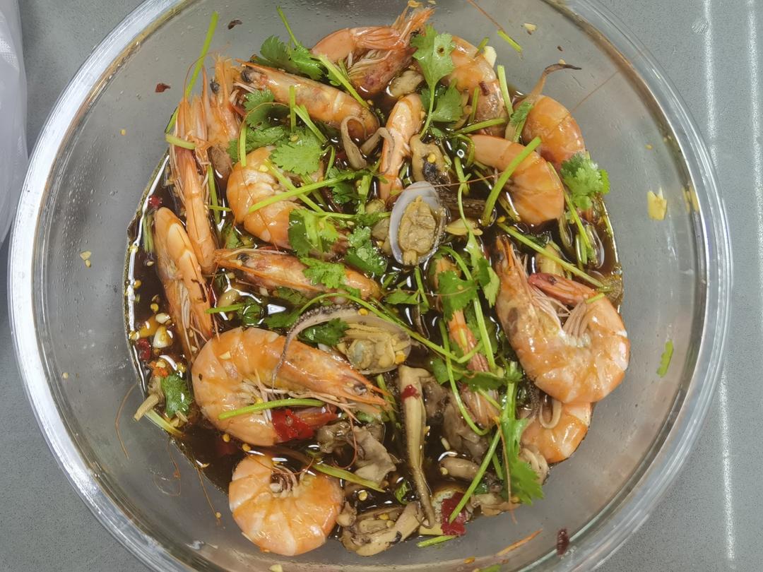 超简单的捞汁虾蛤