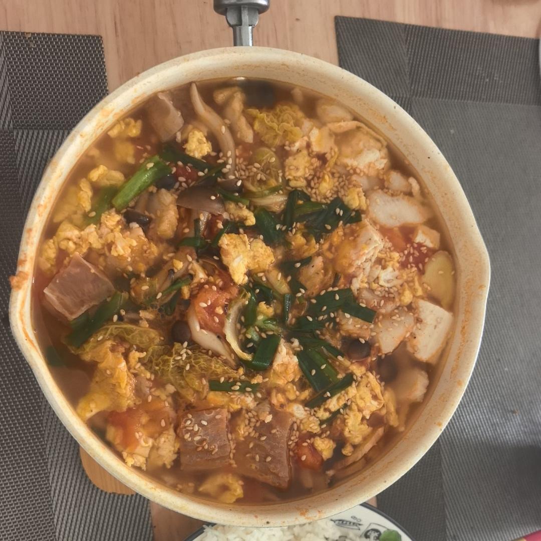 番茄鱼巴沙鱼（也可以用番茄龙利鱼），番茄酱汁超浓郁，营养又下饭！