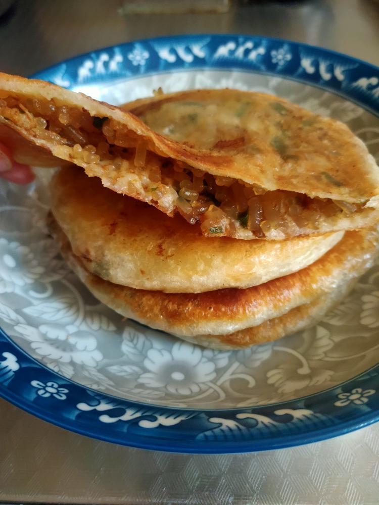 【菏泽肉盒子的做法步骤图,菏泽肉盒子怎么做好吃】溪溪溪爱美食_下厨