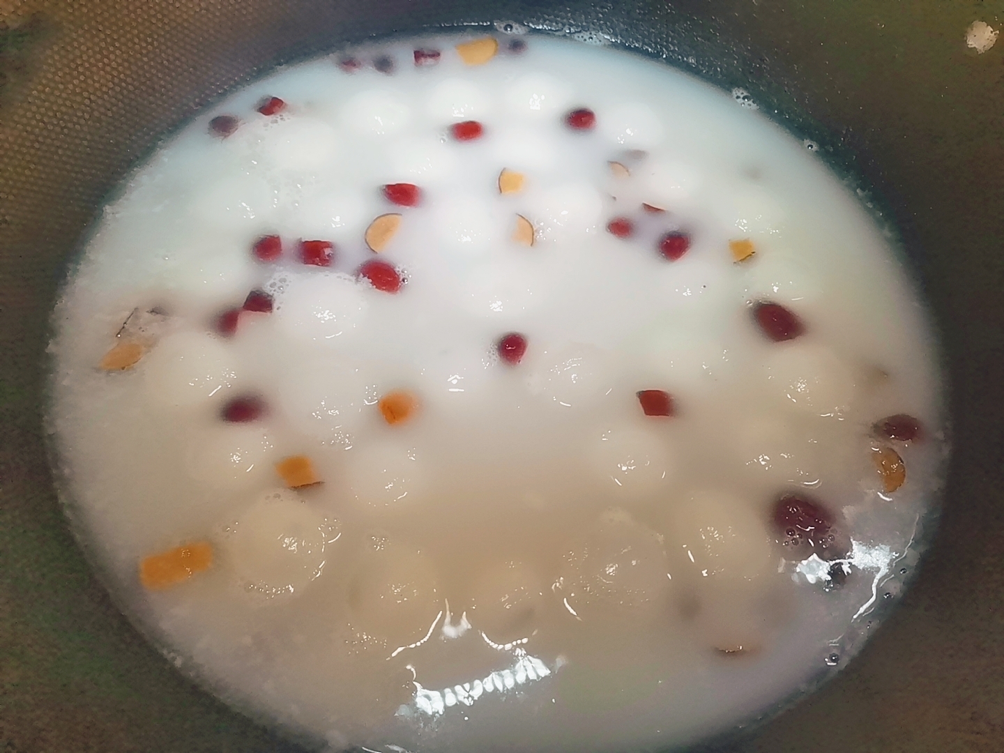 红枣椰汁汤圆的做法