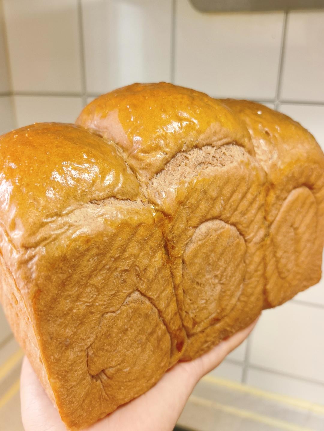 基本鲜奶吐司