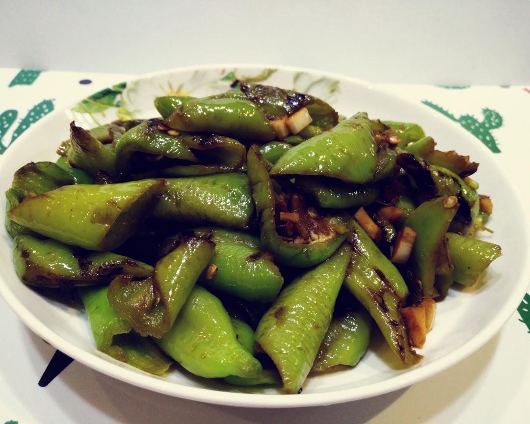 虎皮青椒的做法