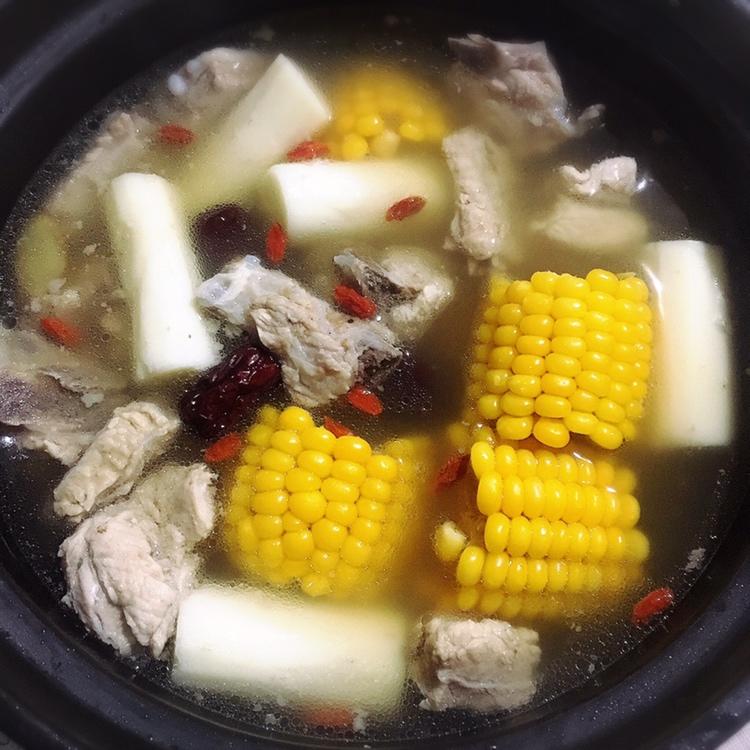 玉米山药炖排骨