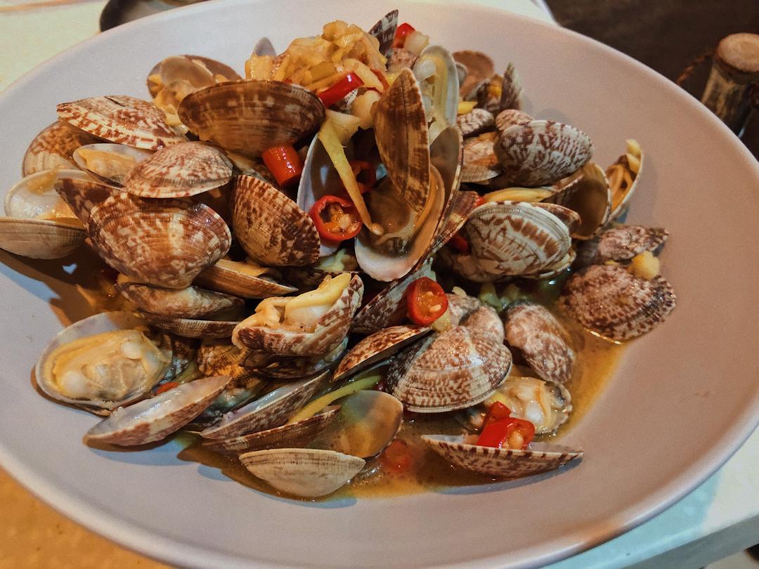 鲜掉眉毛的爆炒花甲的做法