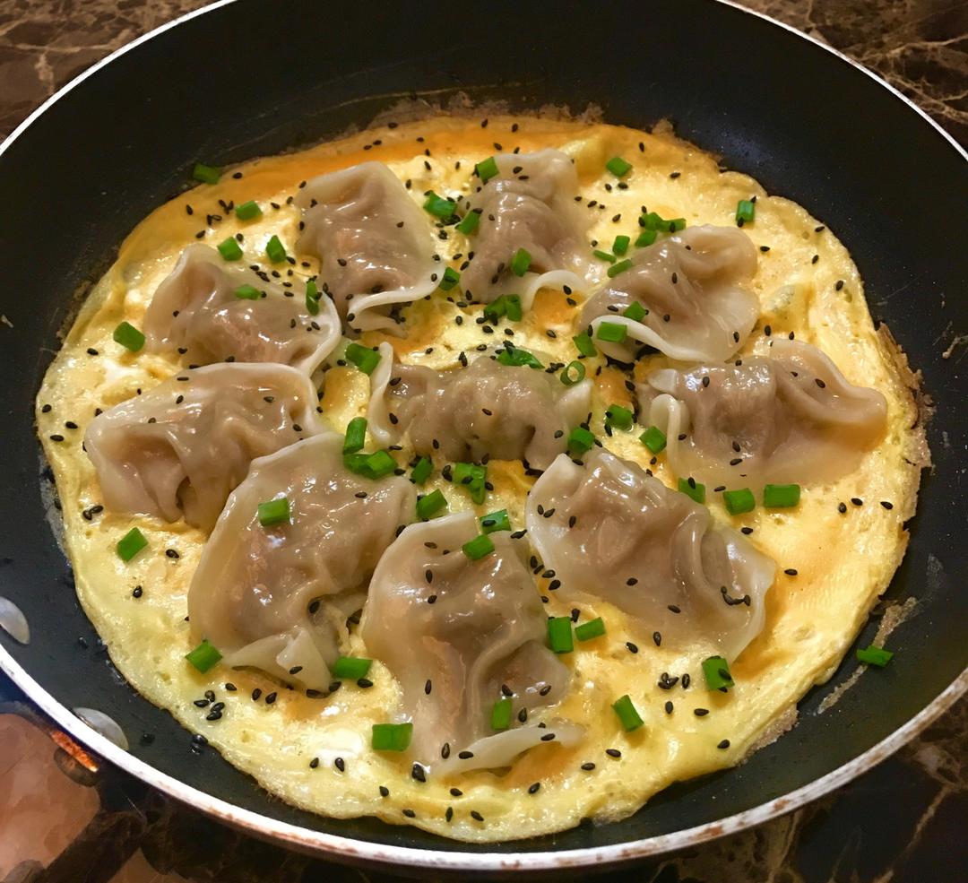 蛋抱煎饺（速冻饺）