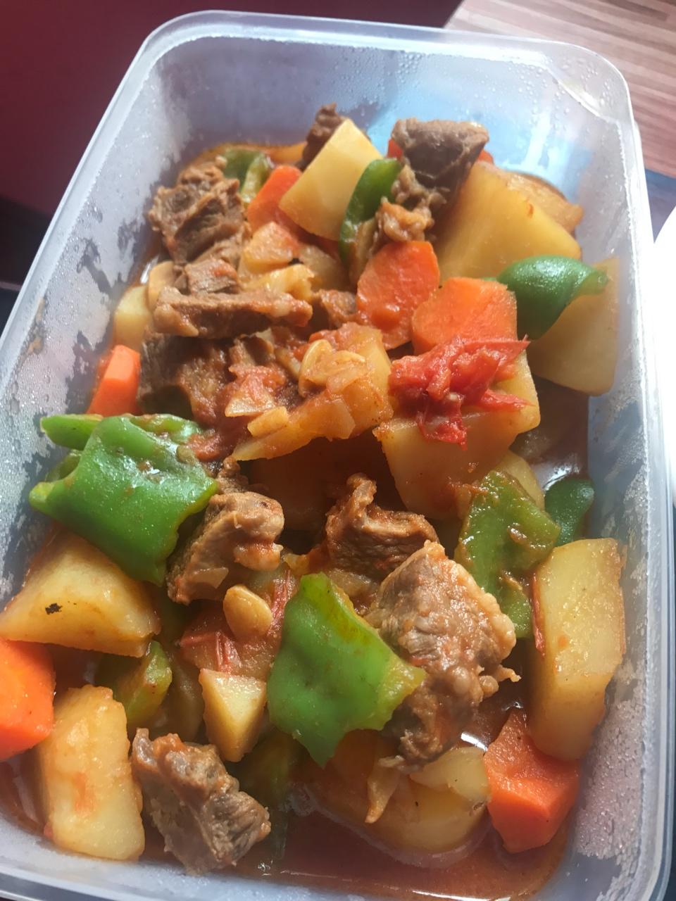 番茄土豆炖牛腩