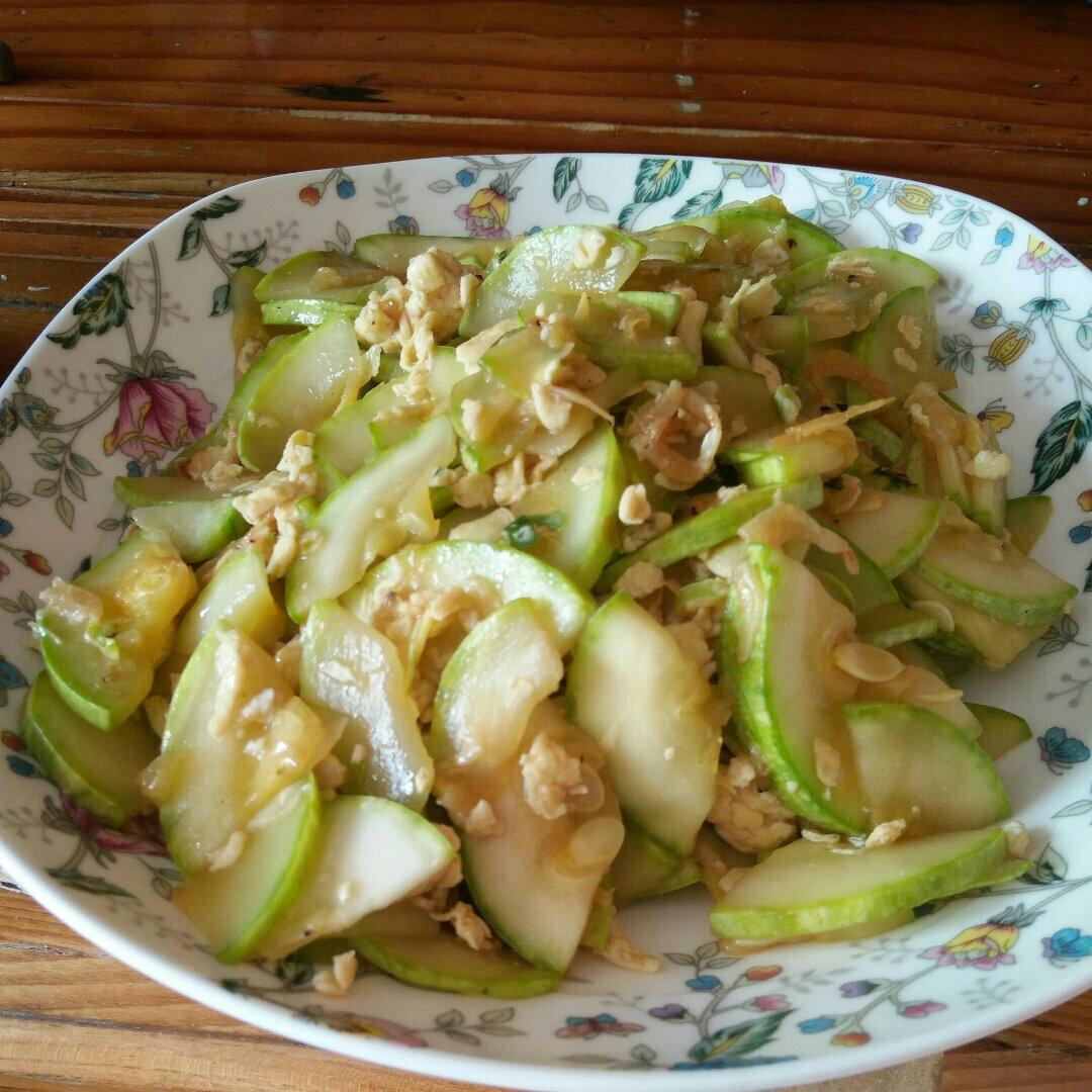 鸡蛋海米炒西葫芦 Dried Shrimp with Zucchini