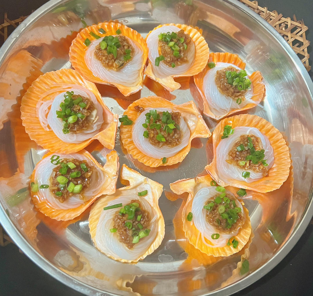 蒜蓉粉丝蒸扇贝