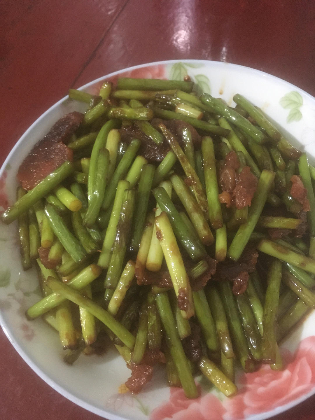 快手家常菜 蒜苔（蒜苗）炒肉