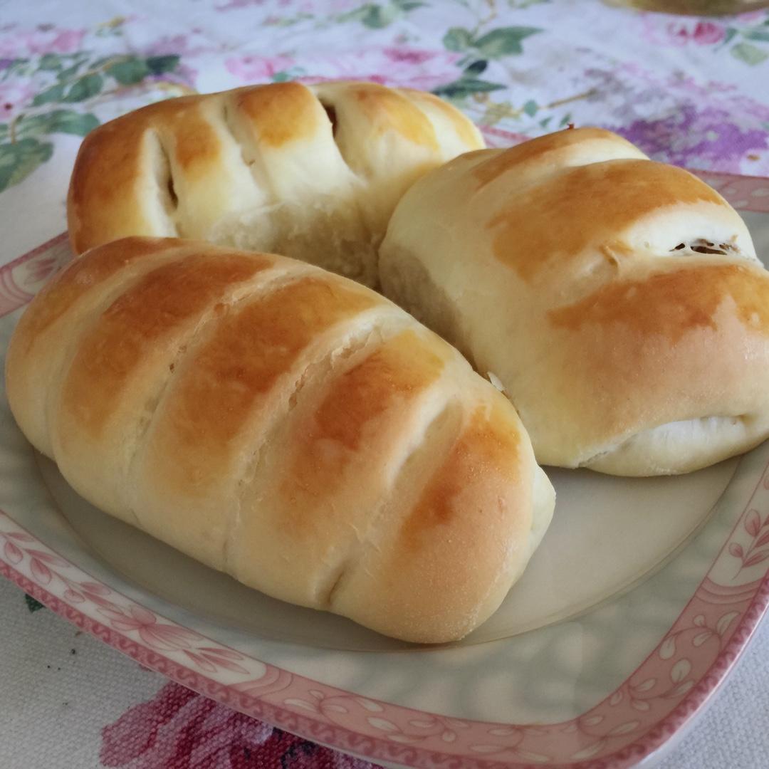 肉松肠仔包