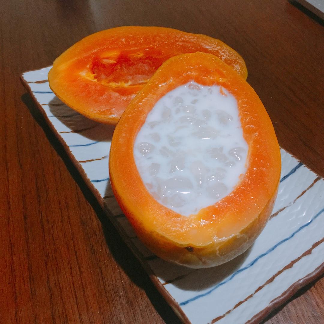 十三太饱阿福做的木瓜牛奶炖雪蛤