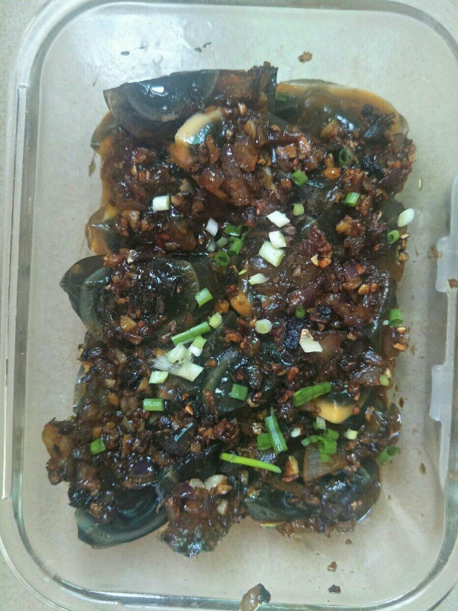 凉拌皮蛋