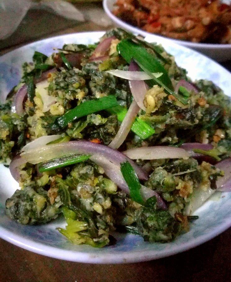 最好吃的芹菜叶子麦饭