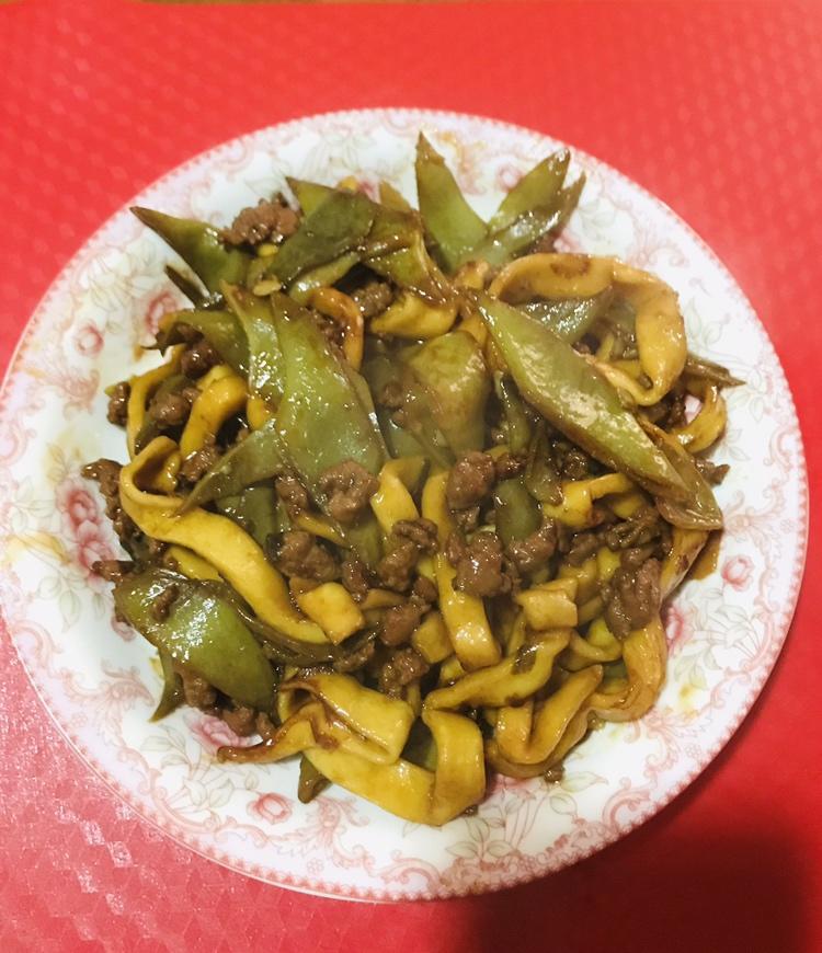 豆角焖面