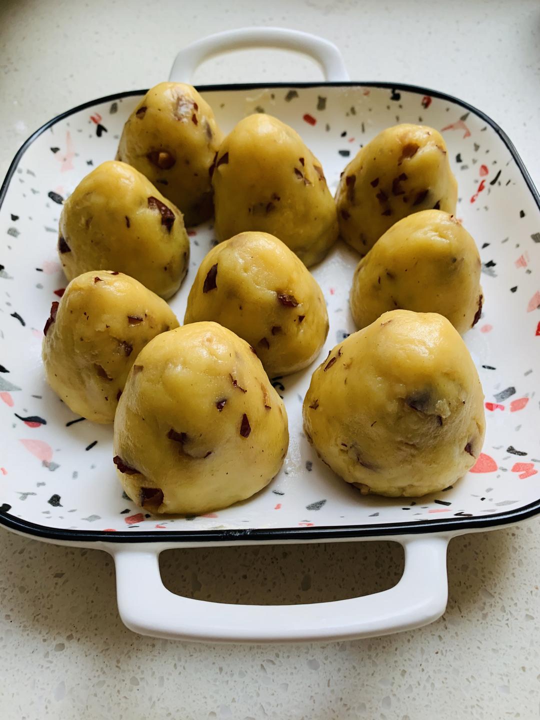 红枣玉米面窝窝头的做法