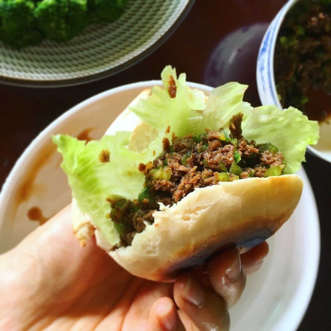 全麦肉夹馍——适合减肥塑身吃的低卡肉夹馍！