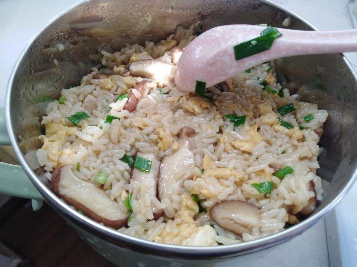 酱油炒饭(超级简单)