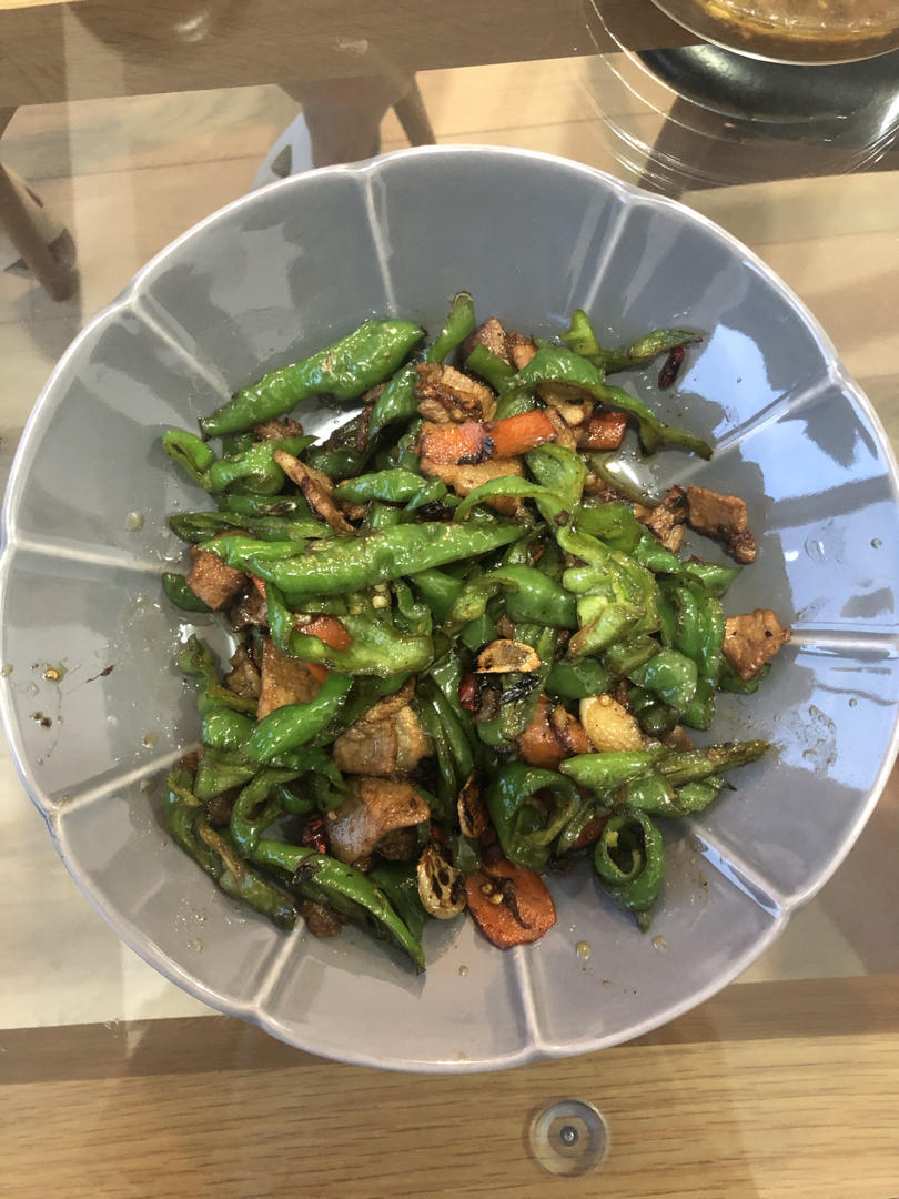 农家小炒肉【记忆中勾魂的油汤】