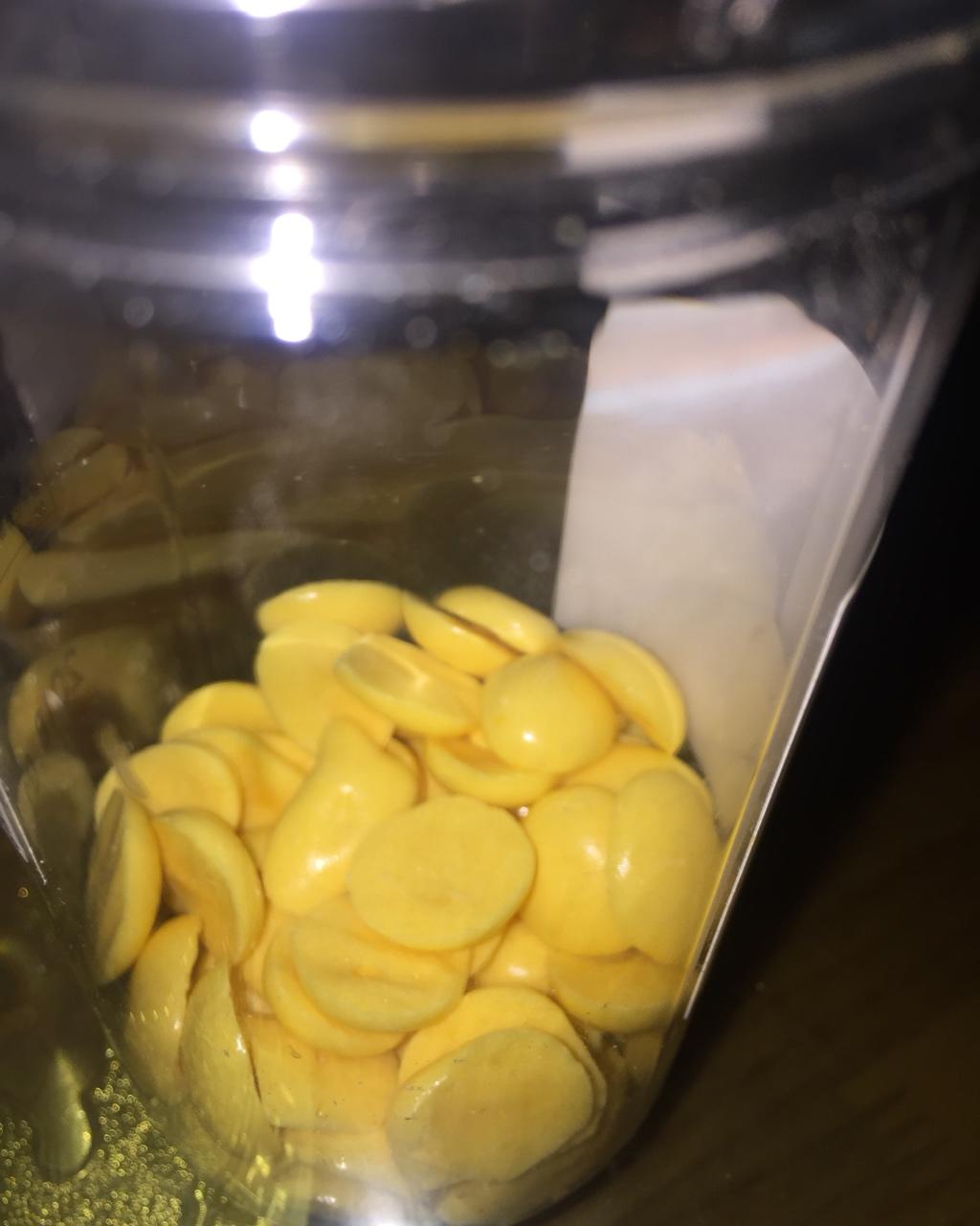 入口即化的无添加蛋黄溶豆