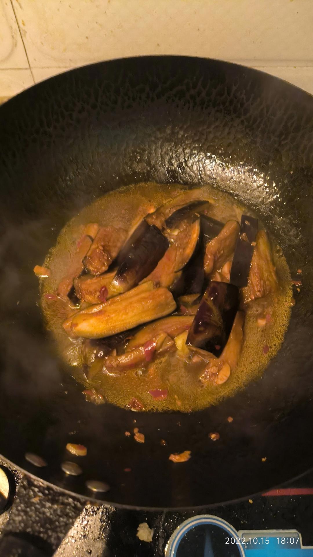 开胃下饭菜！巨简单的家常鱼香茄子煲