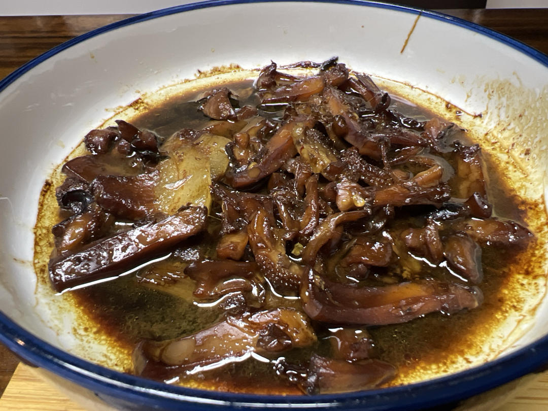 墨鱼干烧肉