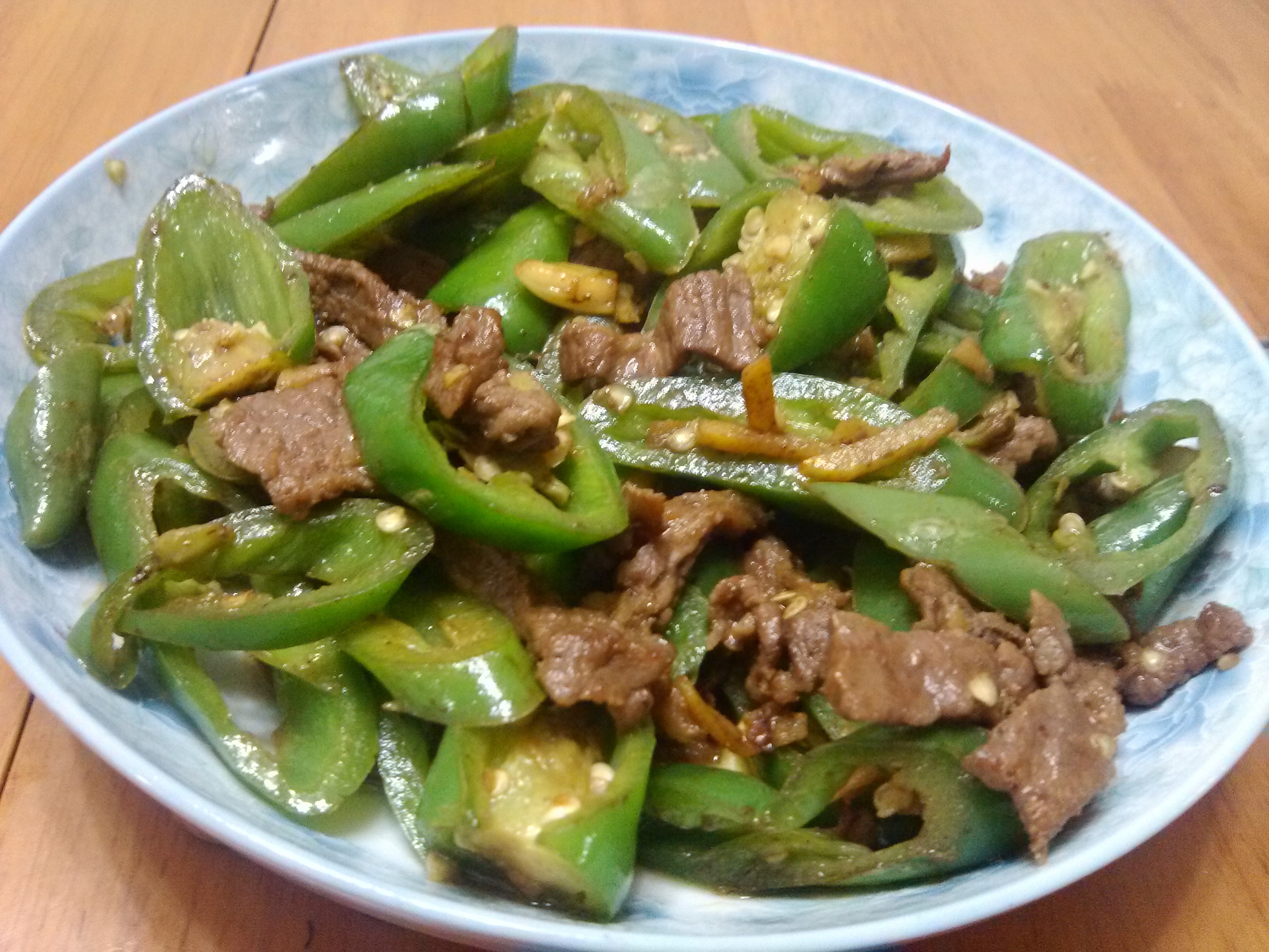青椒炒牛肉丝