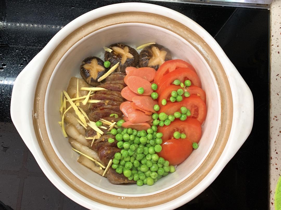 香肠煲仔饭