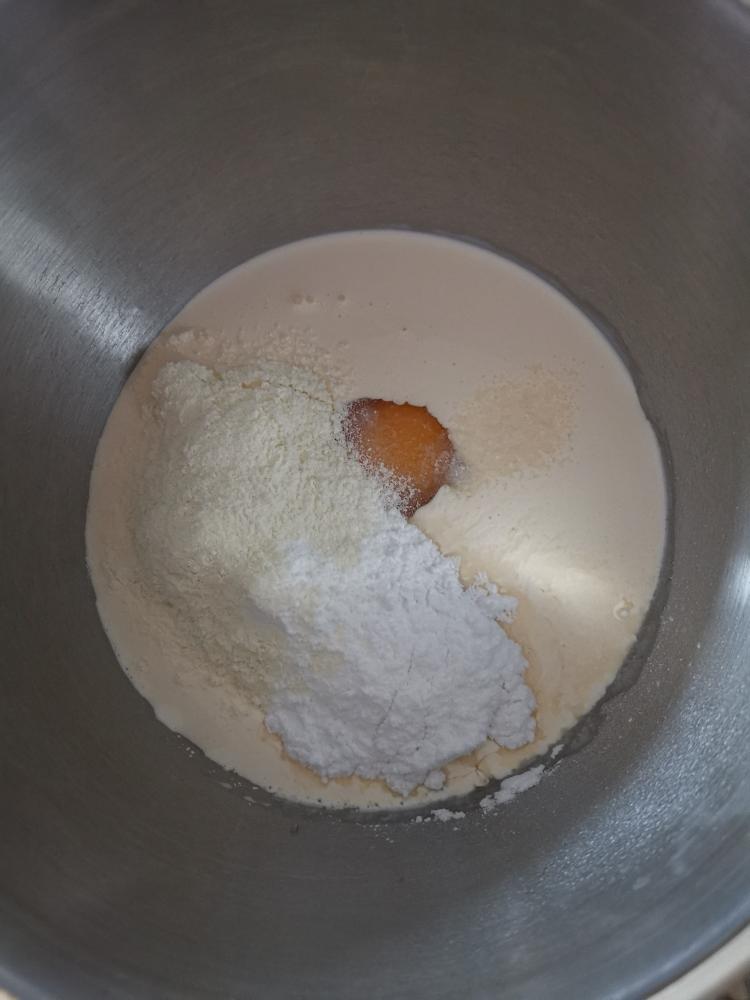 纯奶手撕吐司的做法 步骤1