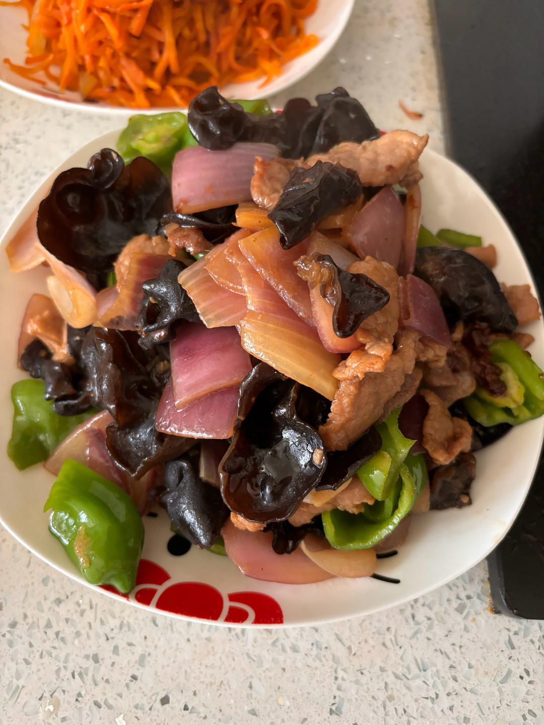 下饭菜：洋葱青椒炒肉片