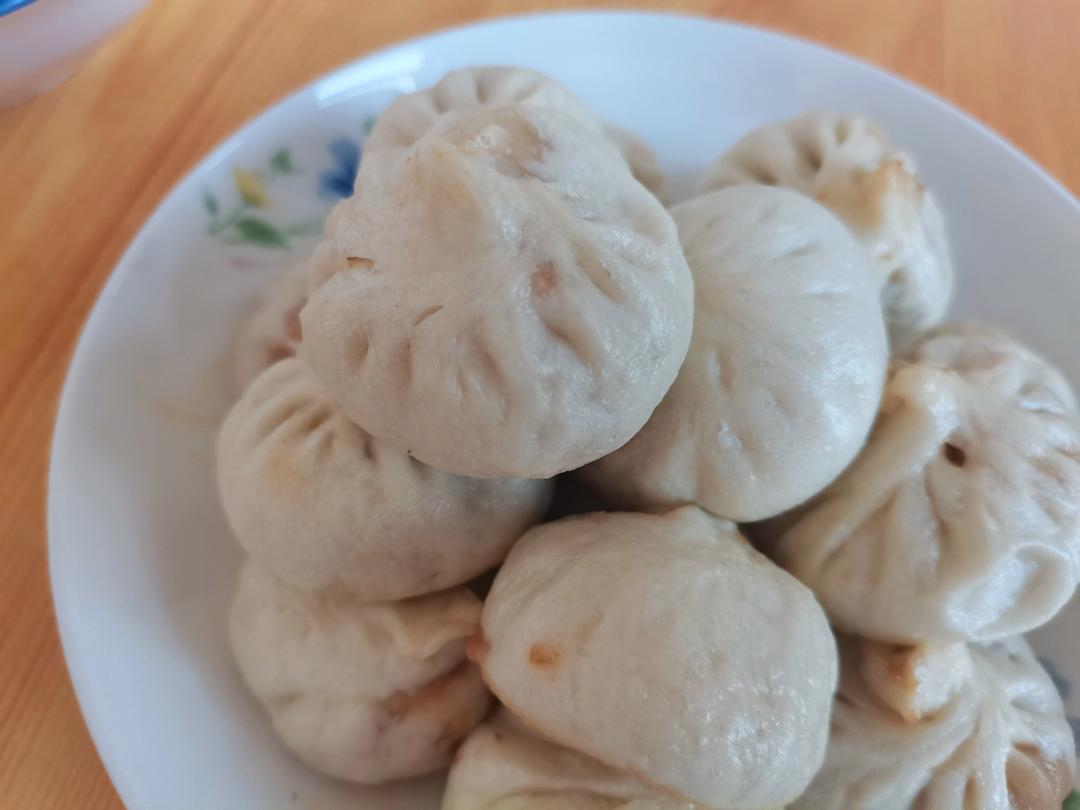 快手发面小笼包