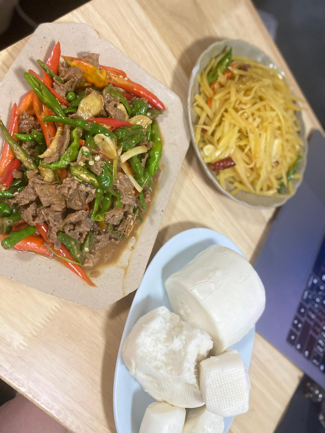 青椒炒牛肉
