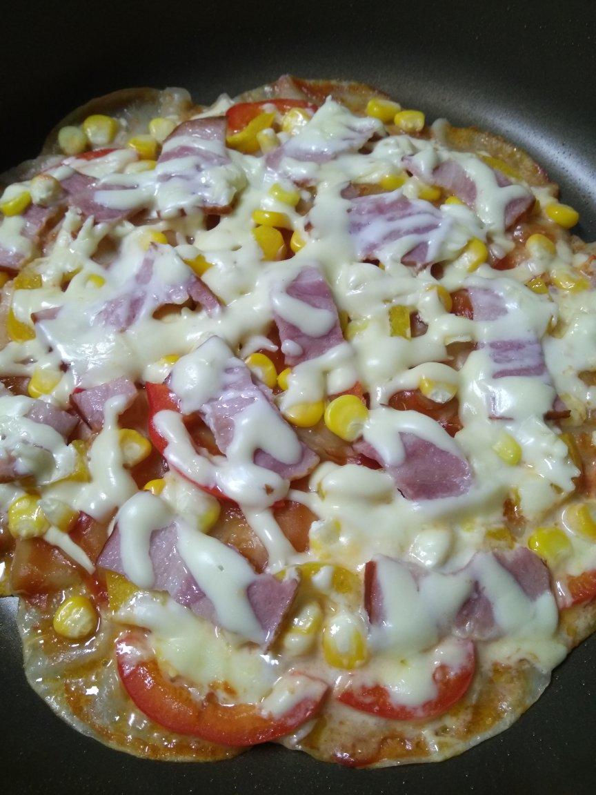 平底锅饺子皮披萨