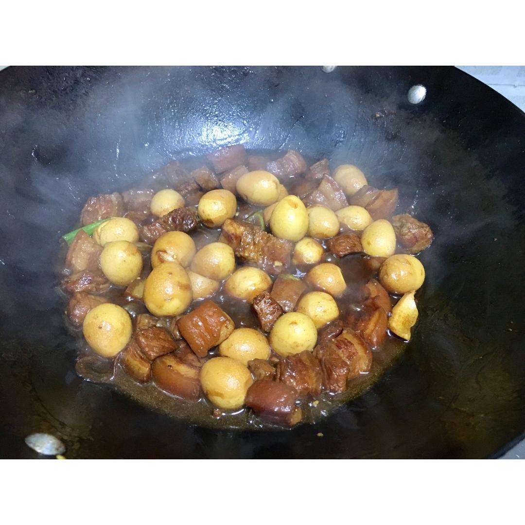鹌鹑蛋烧肉