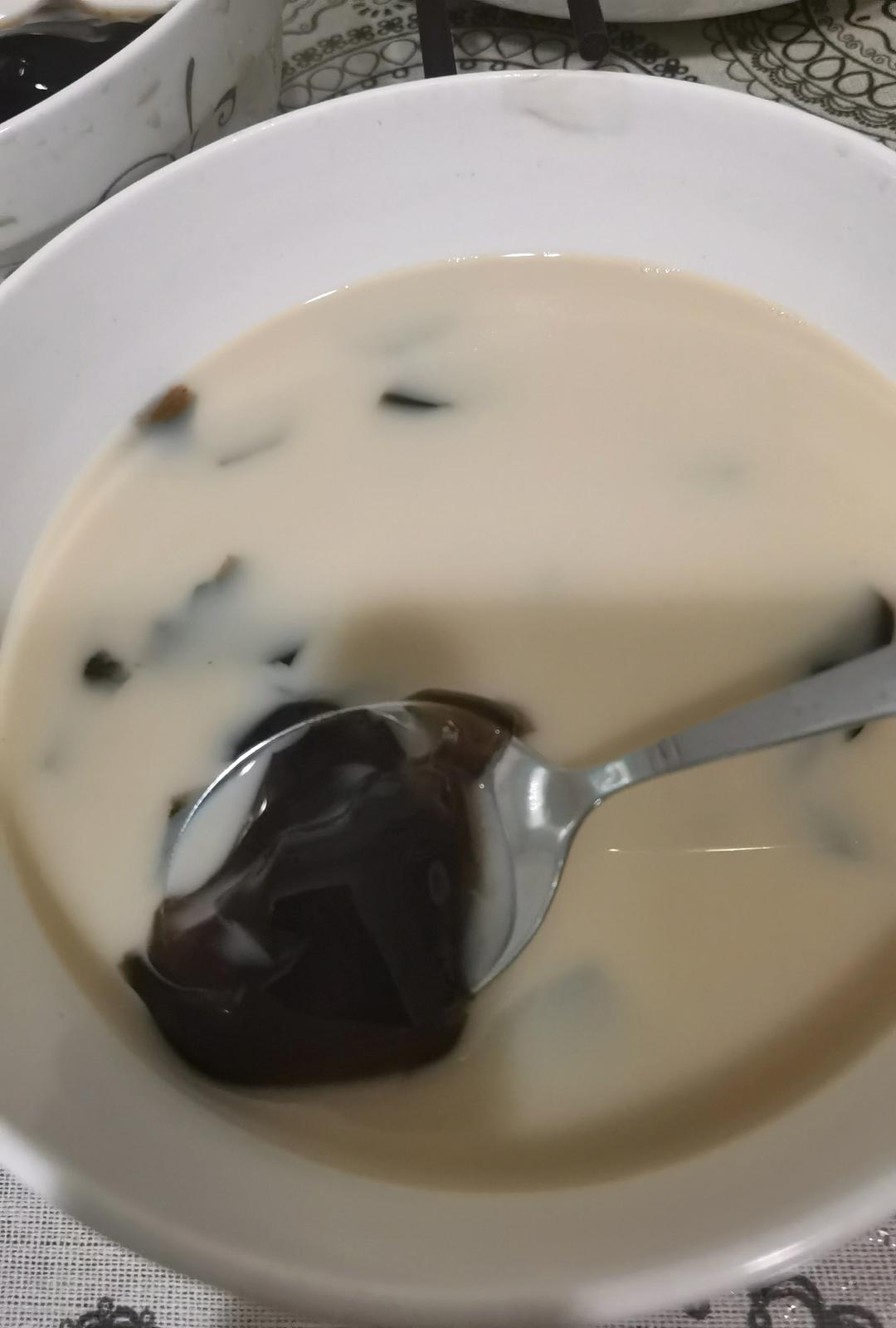 秒杀奶茶店❗️好喝到转圈圈的烧仙草奶茶