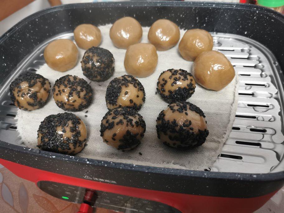 宁波特色小吃---灰汁团