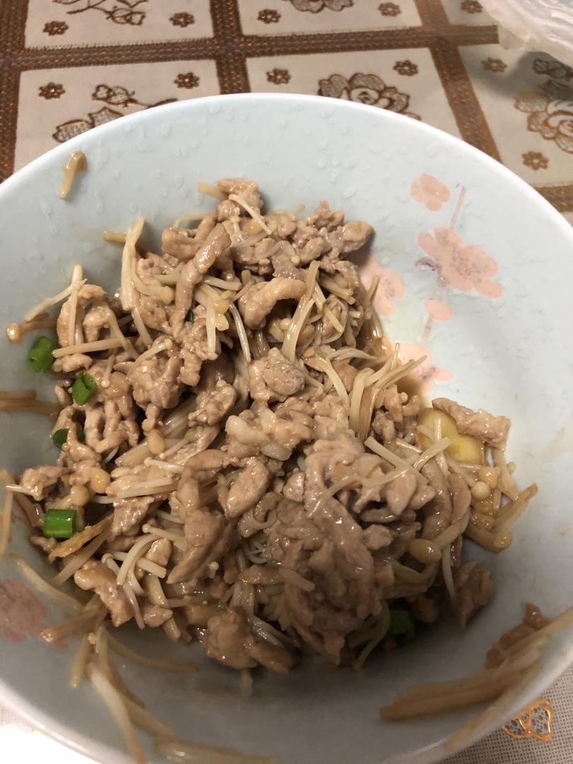 金针菇炒肉丝