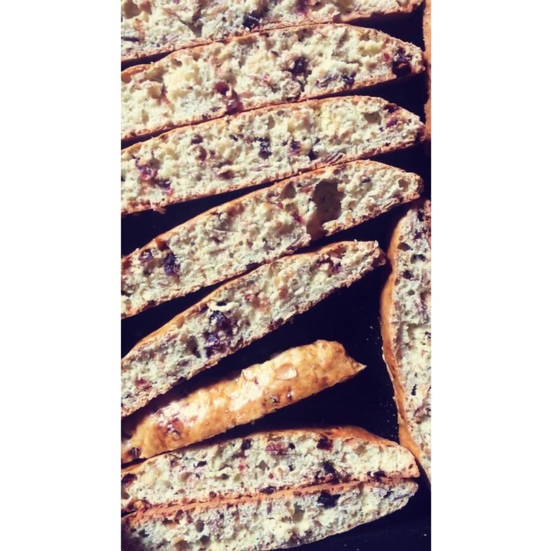 BISCOTTI（意式脆饼）