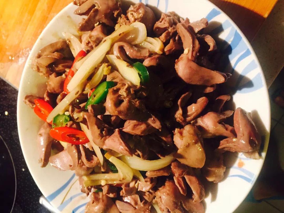 孜然圆葱炒鸡心