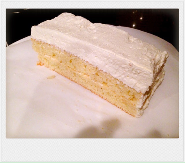 Tres Leche Cake（三奶蛋糕）