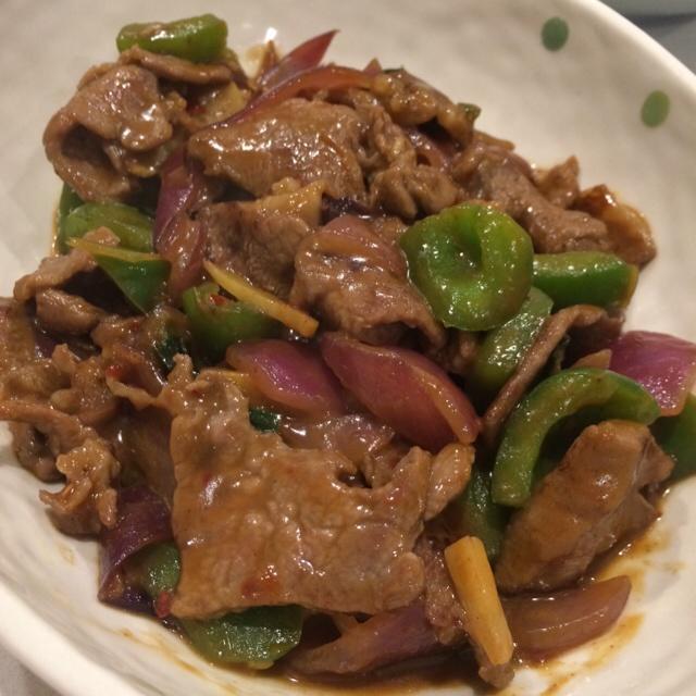 川辣牛肉的做法