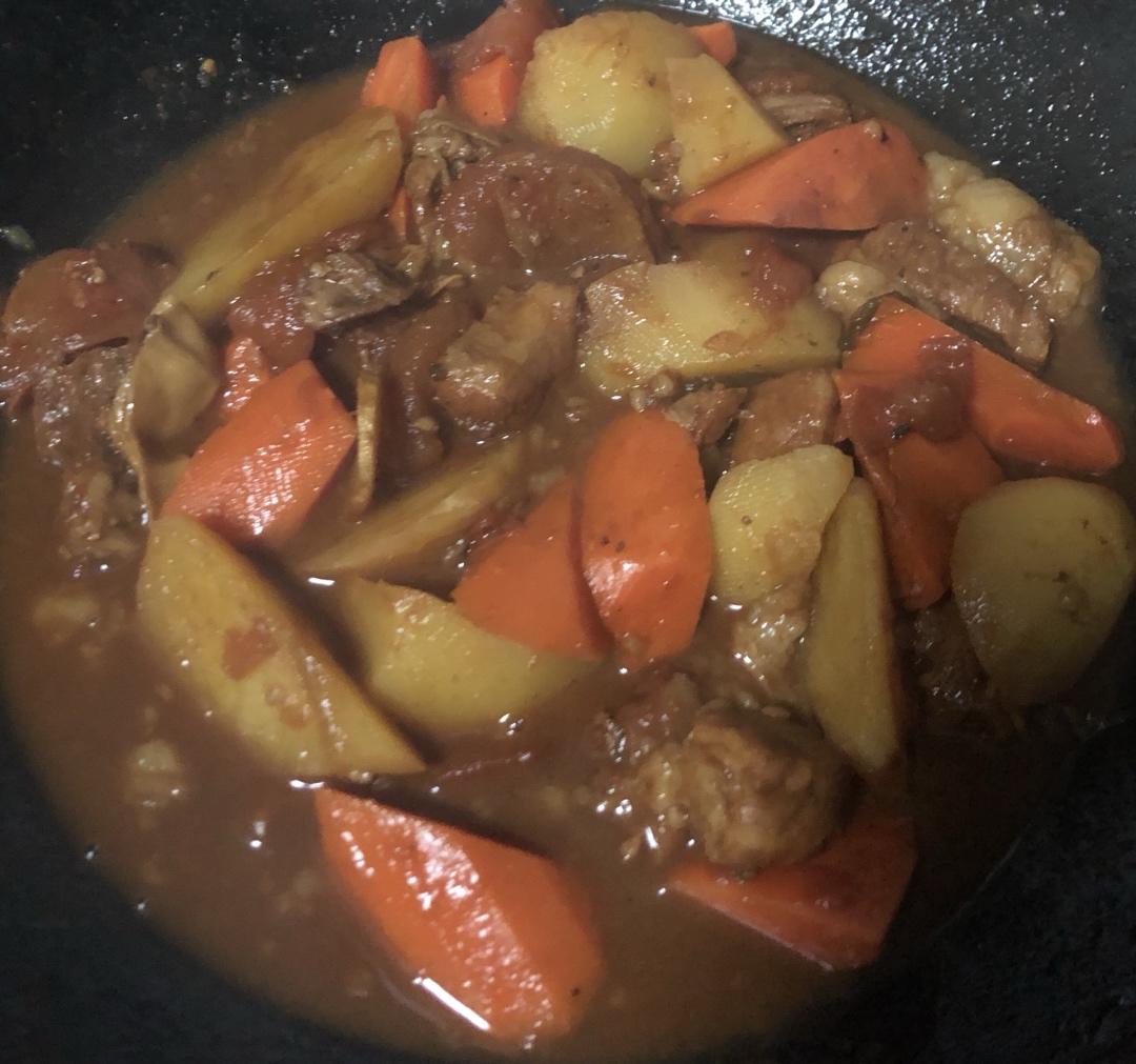 番茄土豆炖牛腩