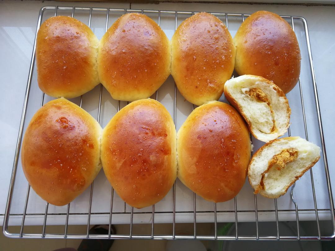 超好吃的肉松面包