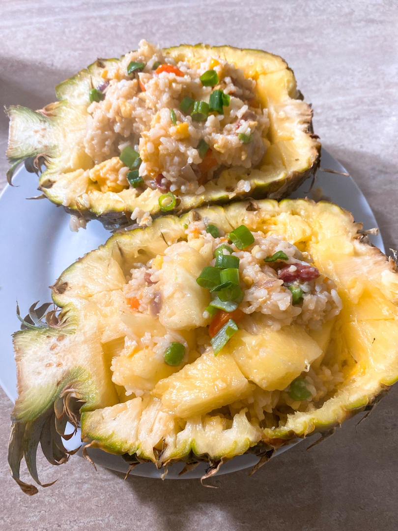虾仁菠萝炒饭