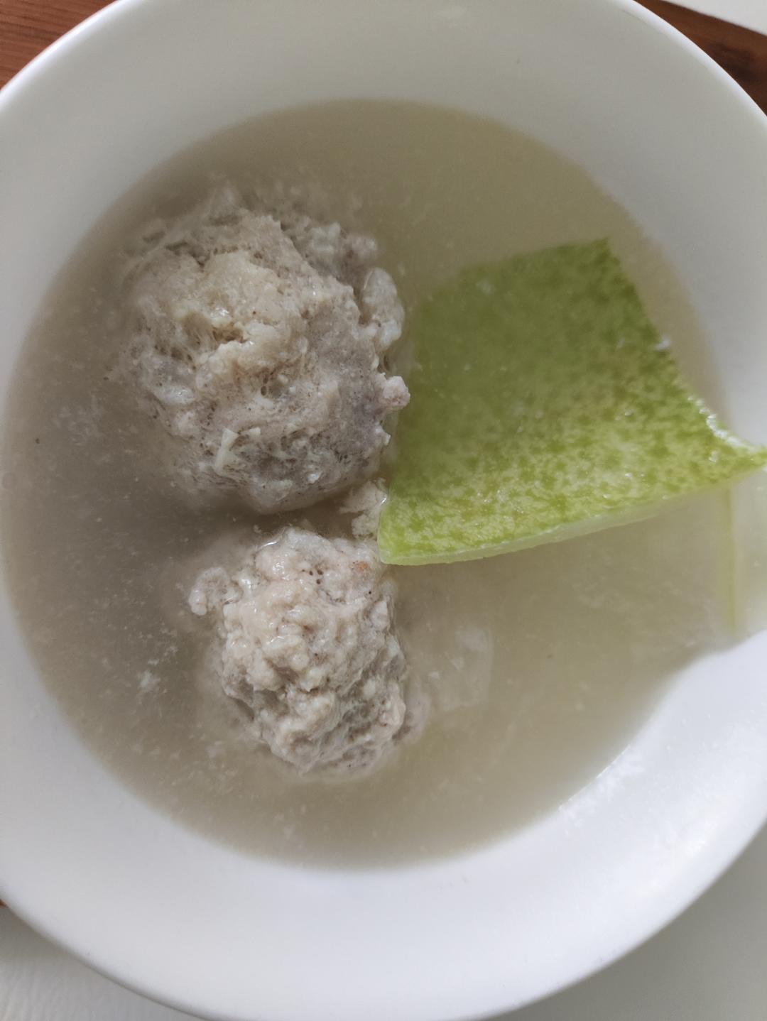 鲜美嫩滑，好喝不胖的冬瓜肉丸汤，做法巨简单