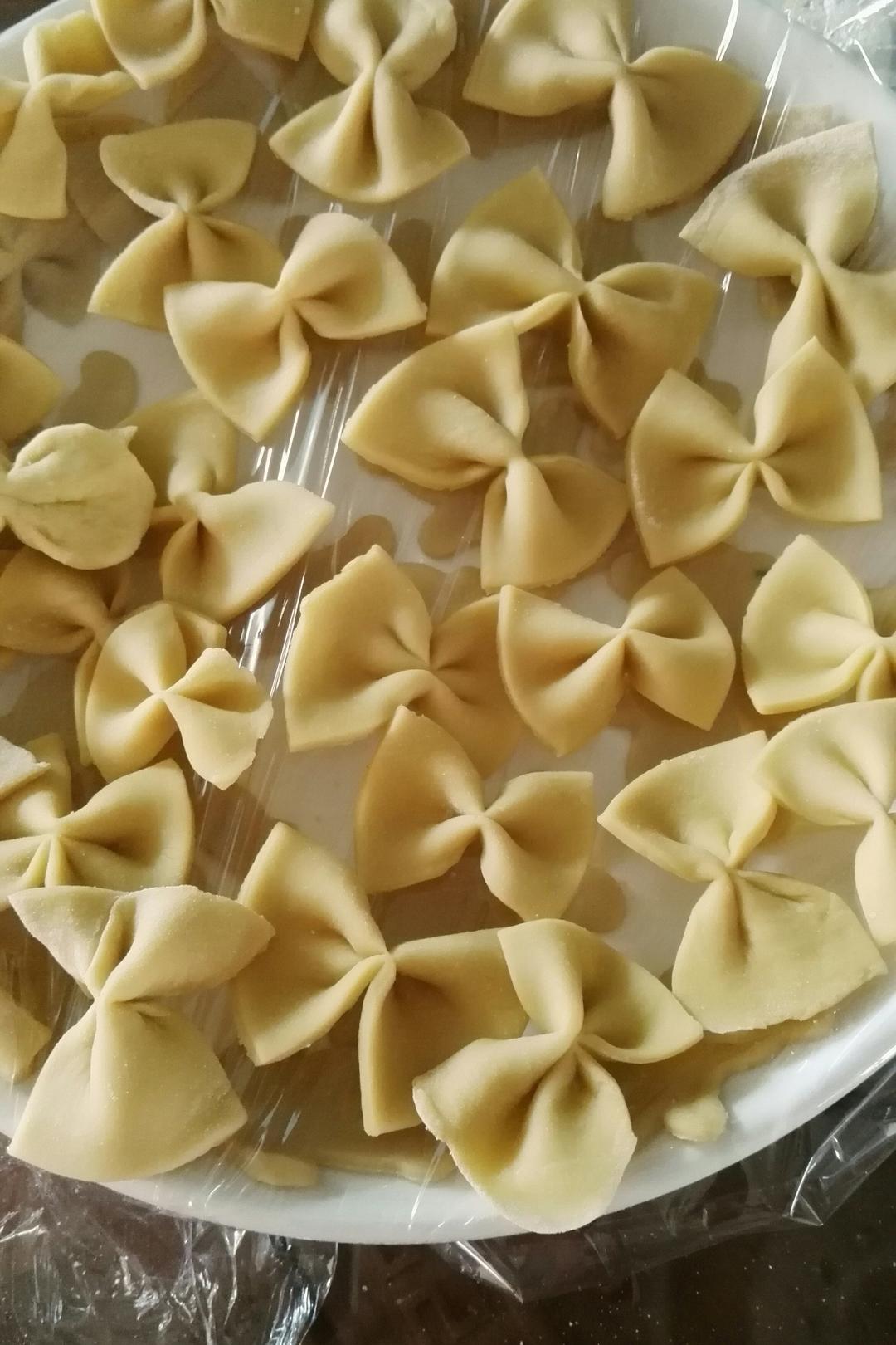 宝宝果蔬蝴蝶面